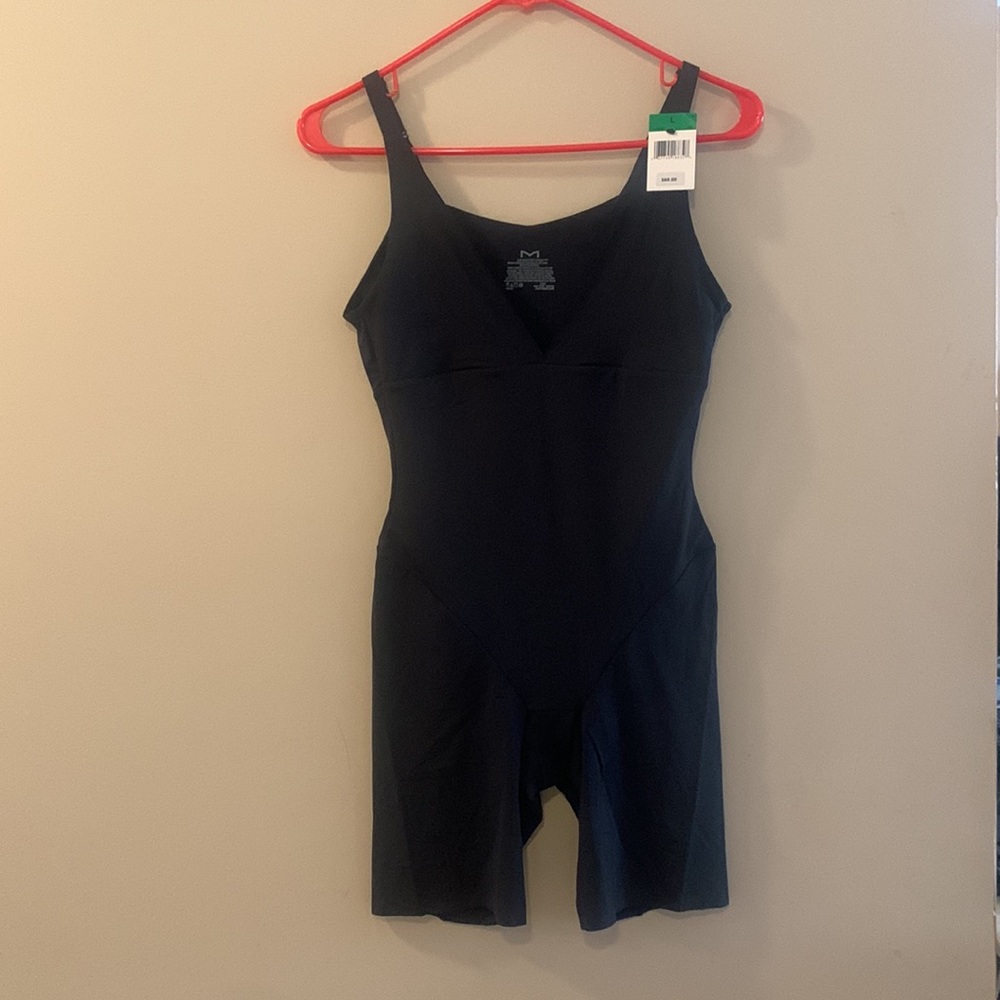 NWT, black, Maidenform, L, all-in-one shapewear bodysuit
